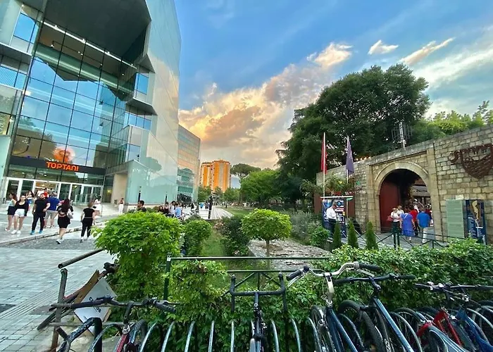 Centre Big Art'partment Heart Of The Capital Tirana