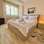 Centre Big Art'partment Heart Of The Capital Apartment Tirana