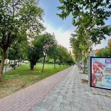 Centre Big Art'partment Heart Of The Capital דירה טיראנה